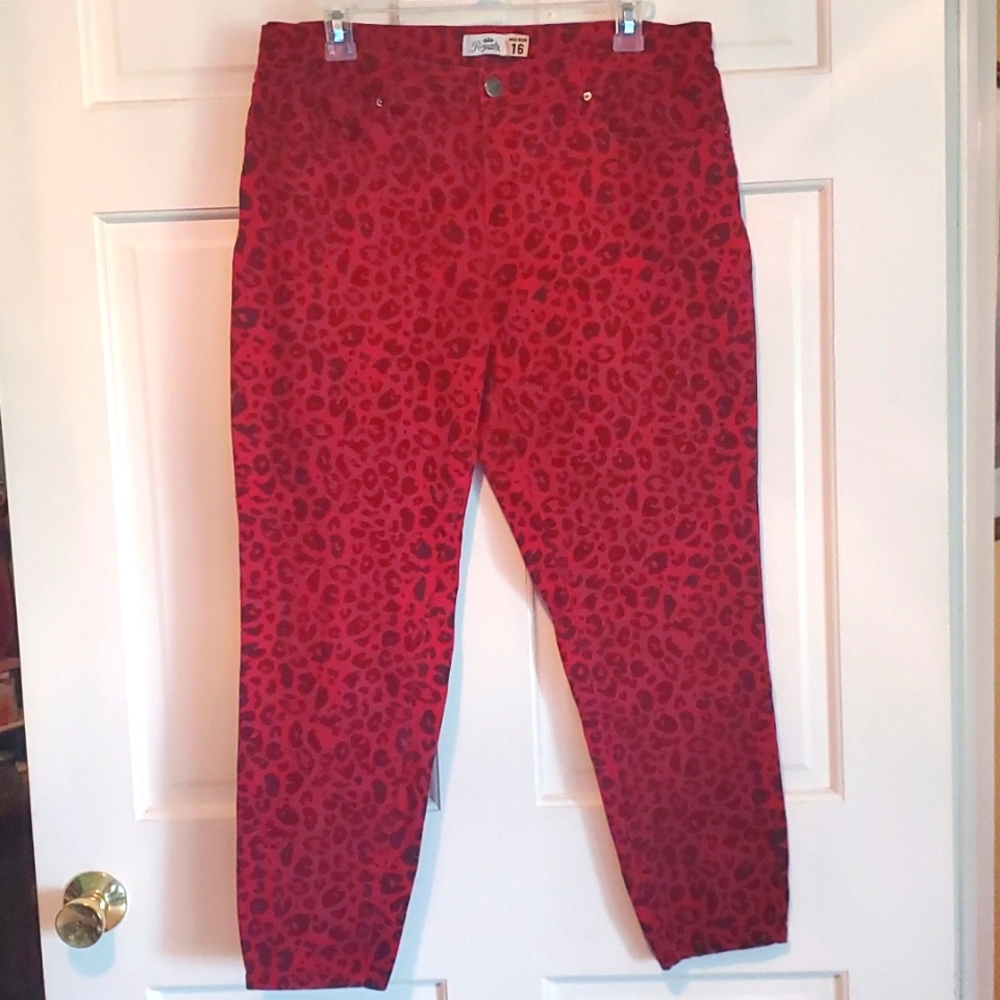 SEXY ROYALTY JEAN 16